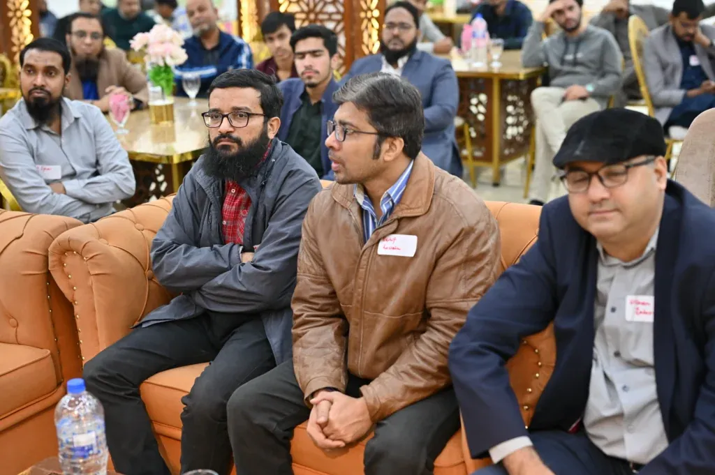 Alumni seated on sofas at the Sherdil Annual Students Meetup 2024