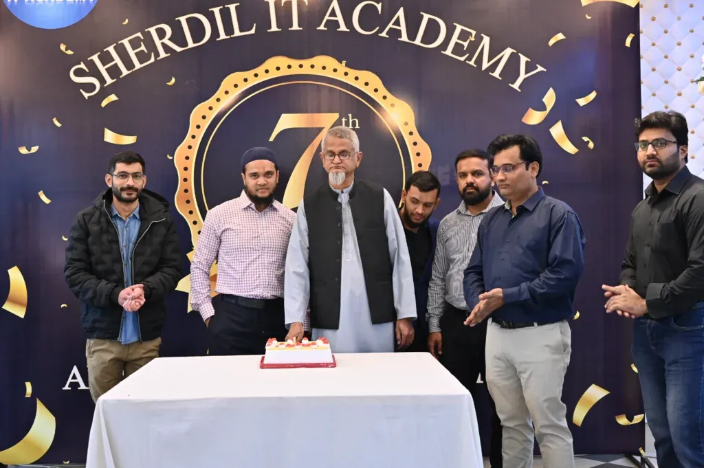 Cake cutting at the Sherdil IT Academy 7th Anniversary Meetup 2024
