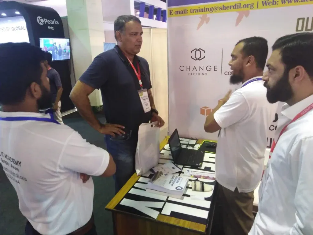 Discussion at the Sherdil IT Academy desk, ITCN Asia 2019