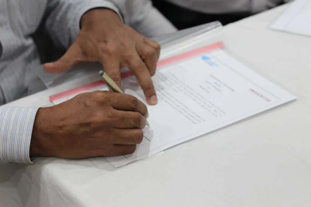 Close-up of the MOU document being signed, Sherdil Cloud 2022